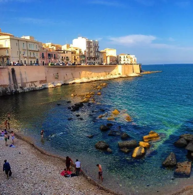 Apartment Una Terrazza Per Due Syracuse